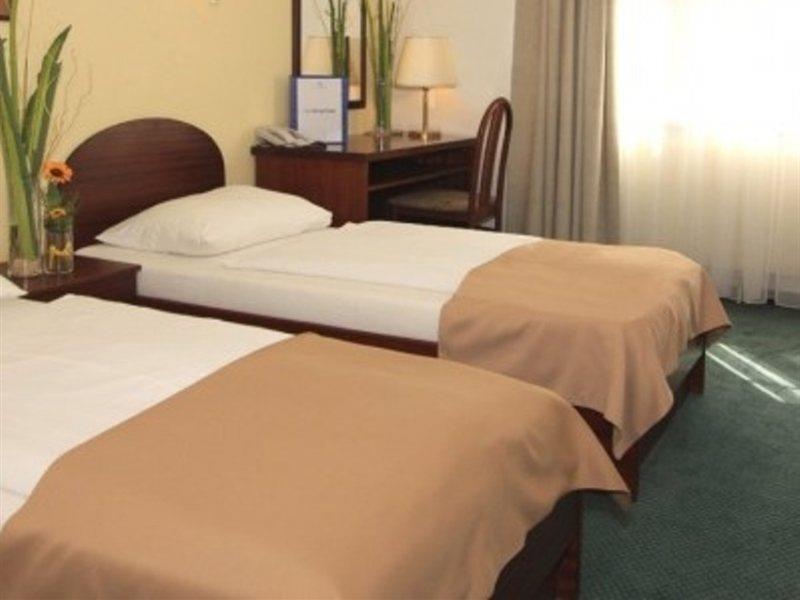 Calmo Hotel